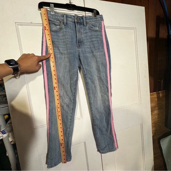 Talbots Modern Ankle Jeans with Pink Tape Detail Size 2 - Picture 6 of 9